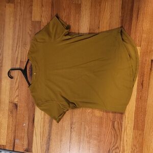 Lululemon Love tshirt tee-shirt size 6 bronze gold
